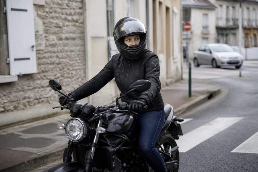 Qu’est ce que le permis A1 : âge, véhicules autorisés et formation