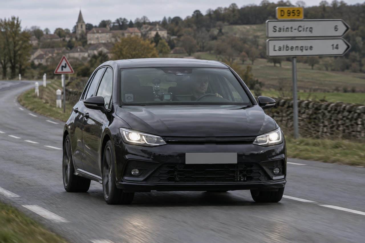 Voiture banalisée radar : fonctionnement, tolérance et moyens de les reconnaître